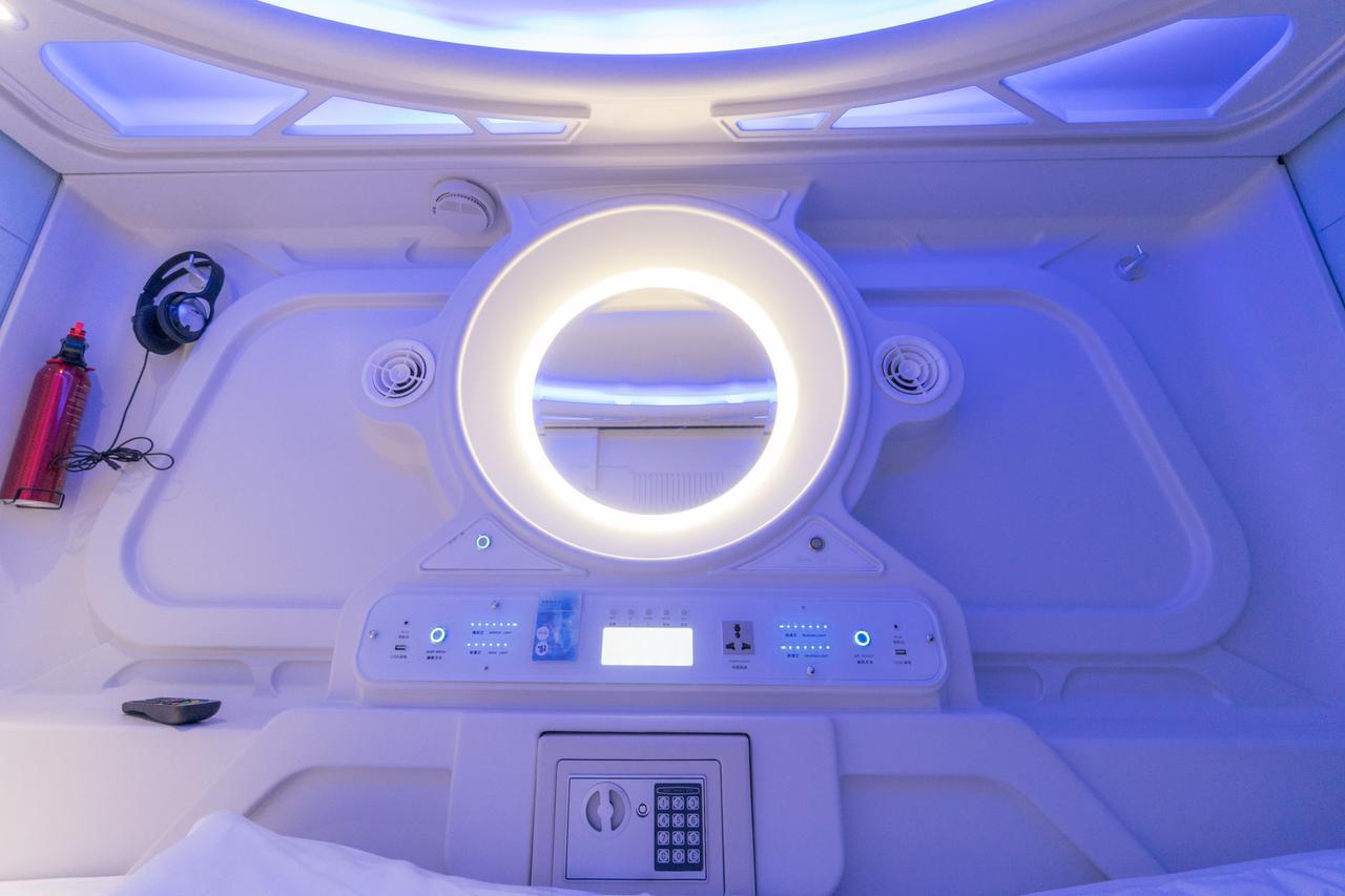 Seaview Capsule Hotel Kota Kinabalu Exterior photo