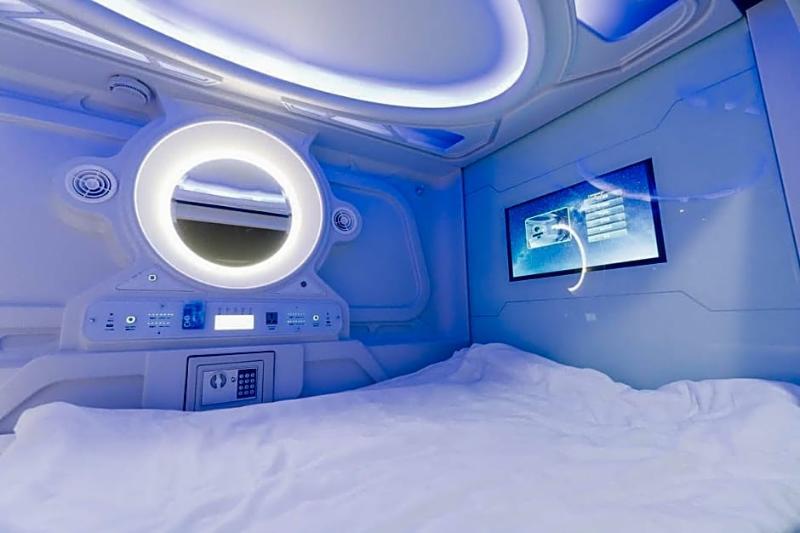 Seaview Capsule Hotel Kota Kinabalu Exterior photo
